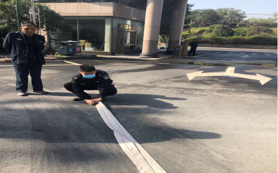 常德市康都物業(yè)服務(wù)有限公司,常德保安服務(wù)公司,保潔服務(wù),墻外高空清洗服務(wù)